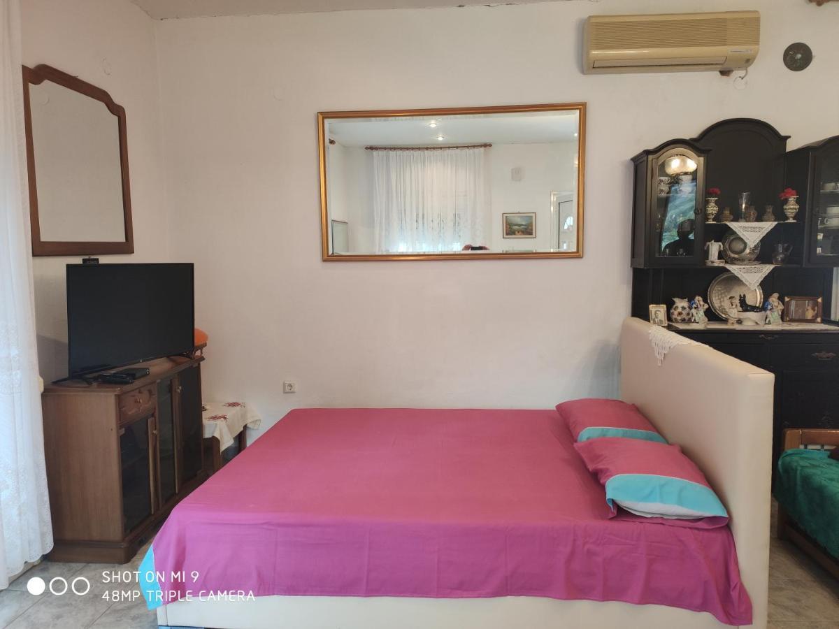 Fanis & Xenia'S Residence ซาโมทราคี ภายนอก รูปภาพ