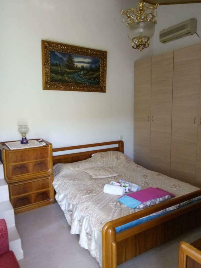 Fanis & Xenia'S Residence ซาโมทราคี ภายนอก รูปภาพ